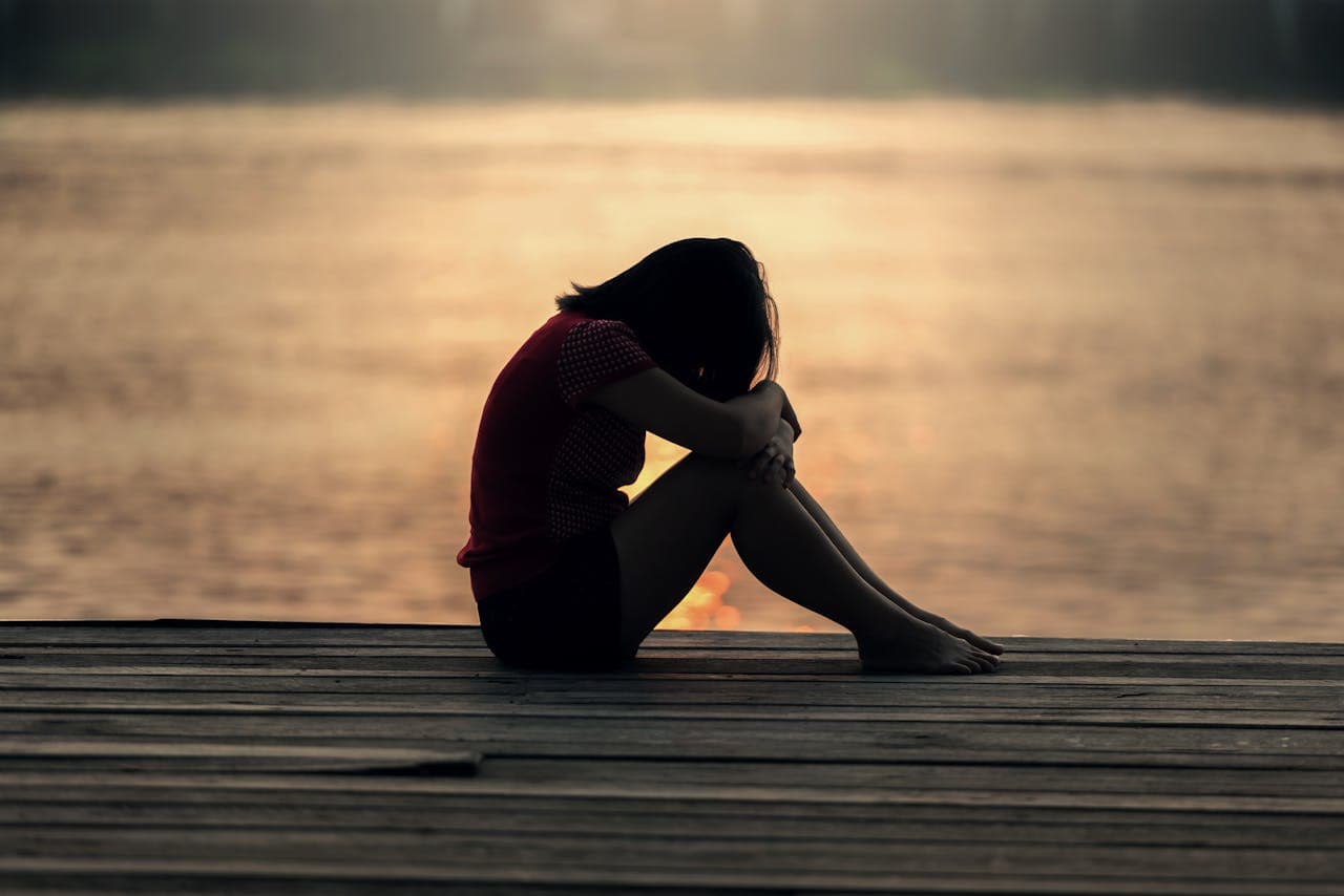 Quando amare fa male: dipendenza affettiva e il paradosso del dolore che tiene